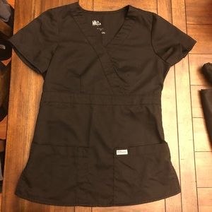 Scrub top